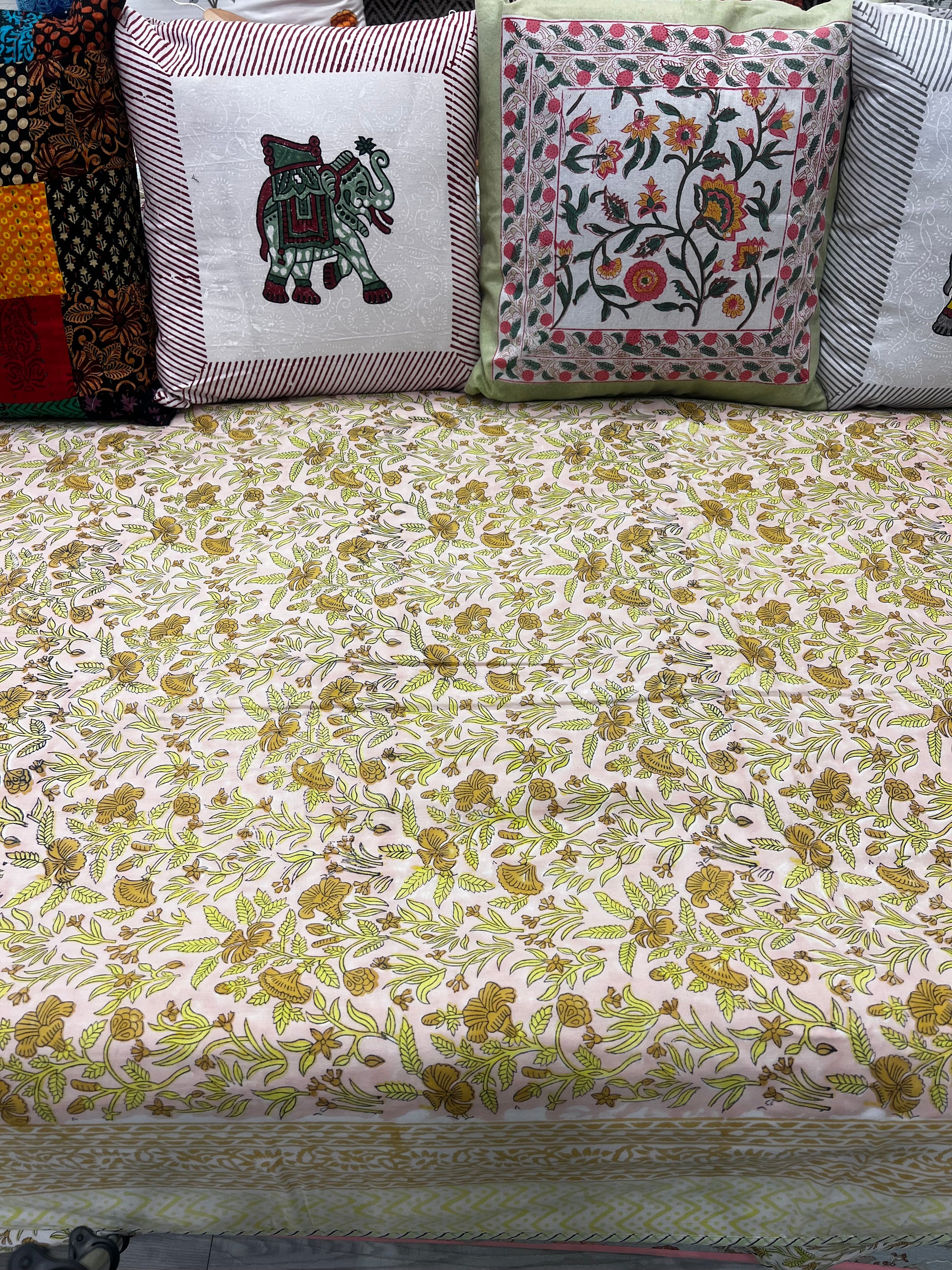 sunny summer cotton cool floral quilt