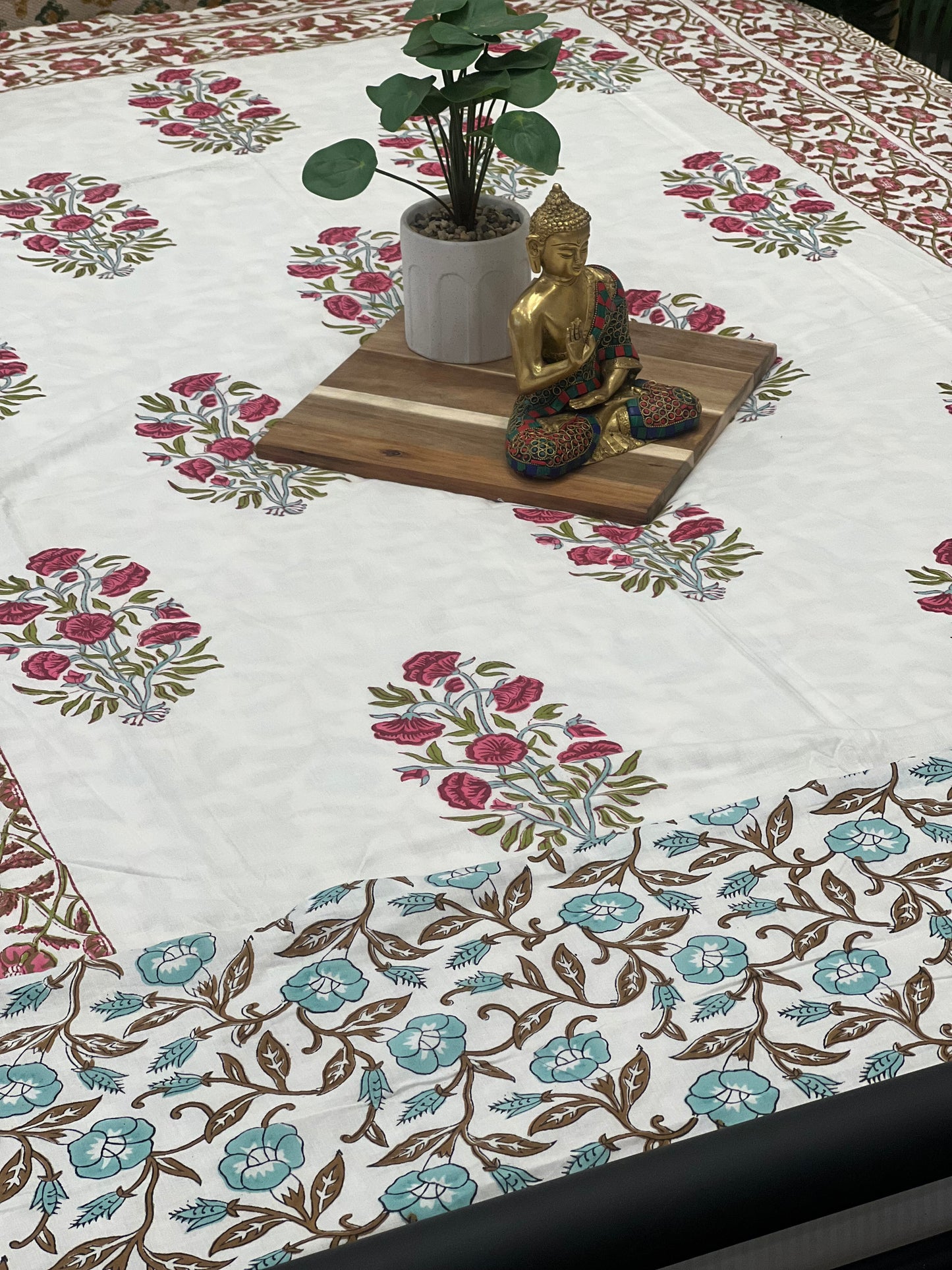 "Blossom Bliss: White and Pink Floral King Single Summer Quilt"