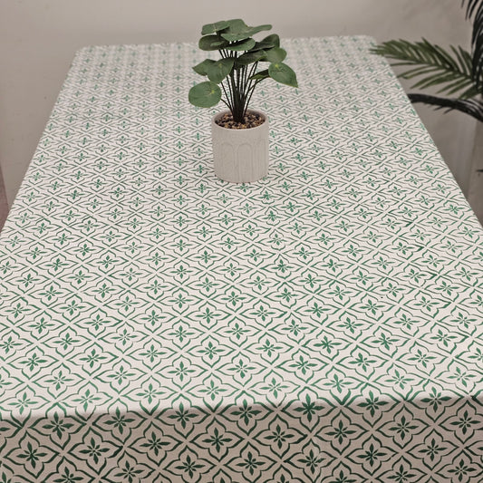 "Emerald Elegance: Green and White Geometric Pattern Table Cloth"