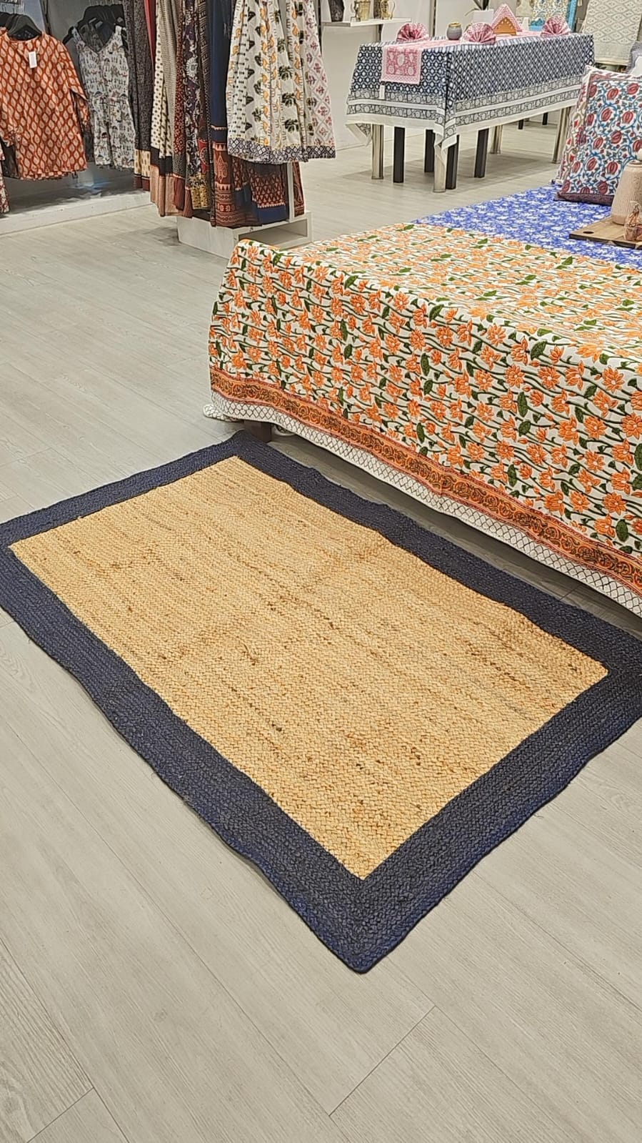 Rectangular natural durable jute rug