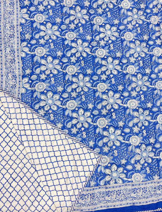 Blue Blossom Quilt – Soft, Cosy & Summer-Perfect