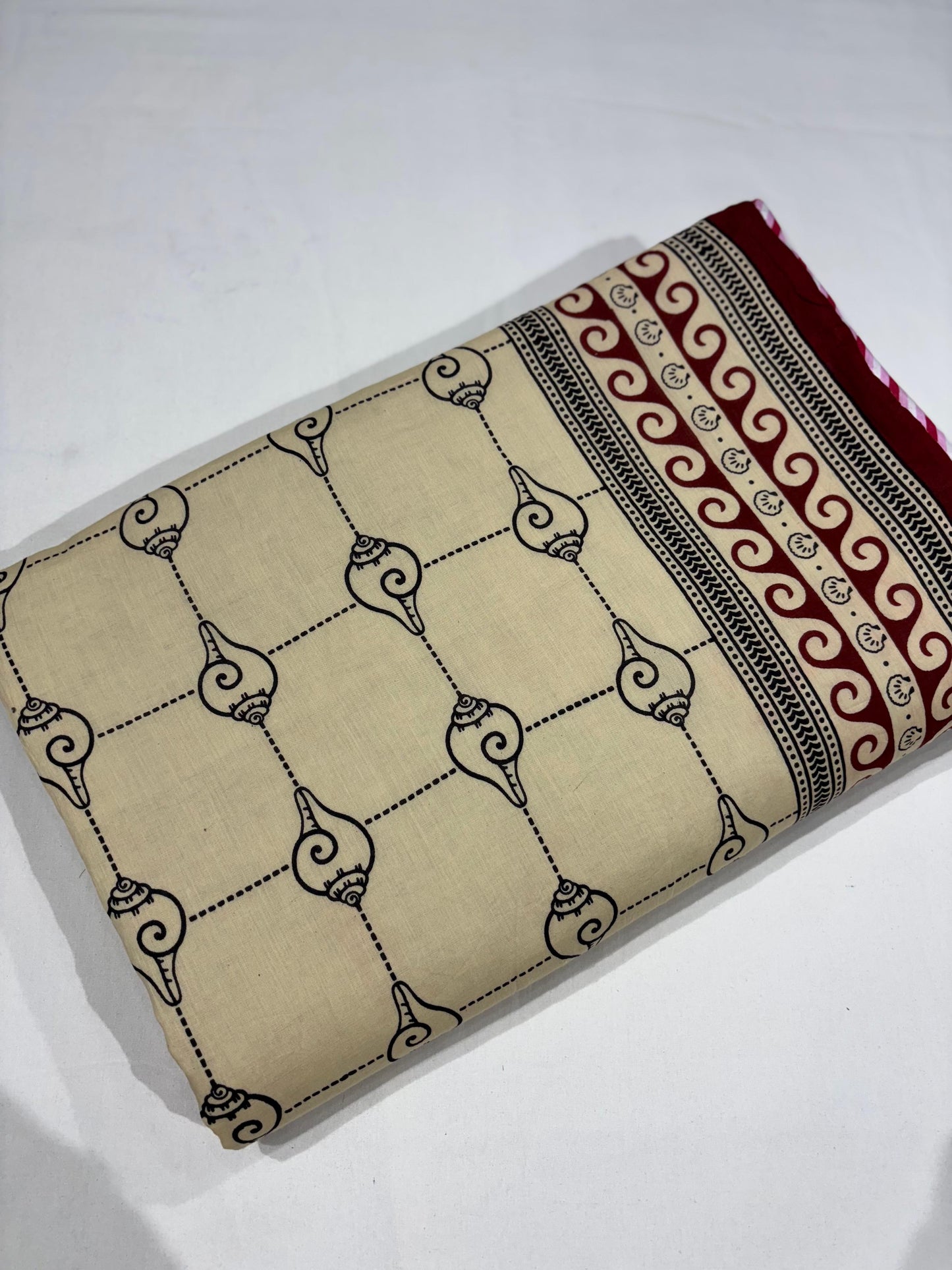 Red Blossom Reversible Quilt – Muslin Soft, Handcrafted Elegance